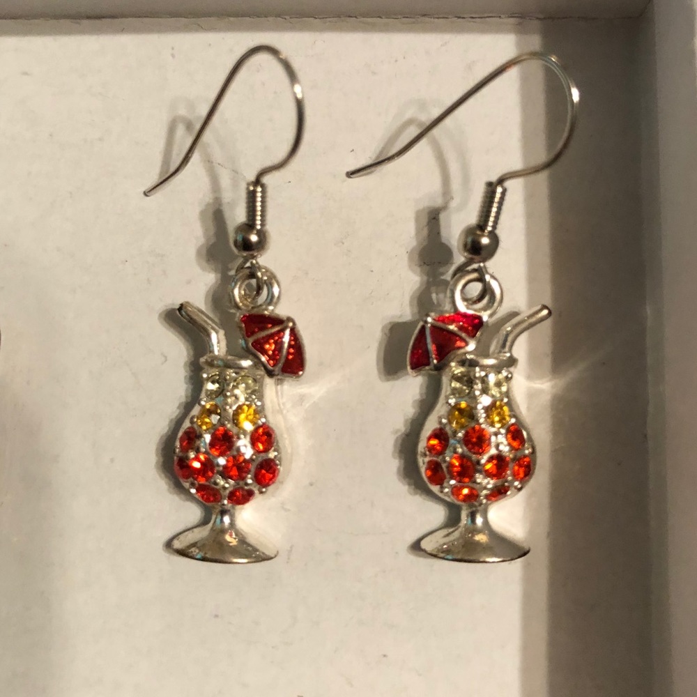 🍹Fun Summer Earrings!  Umbrella Drink Tropical Cocktail & Bonus Earrings !!